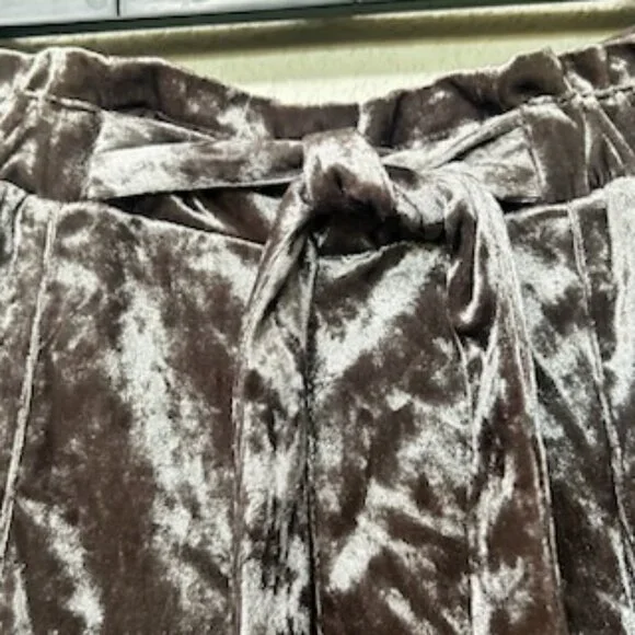 NWOT Mocha Crushed Velvet Velour Very Soft Relaxed Fit Joggers Pants - Picture 13 of 14